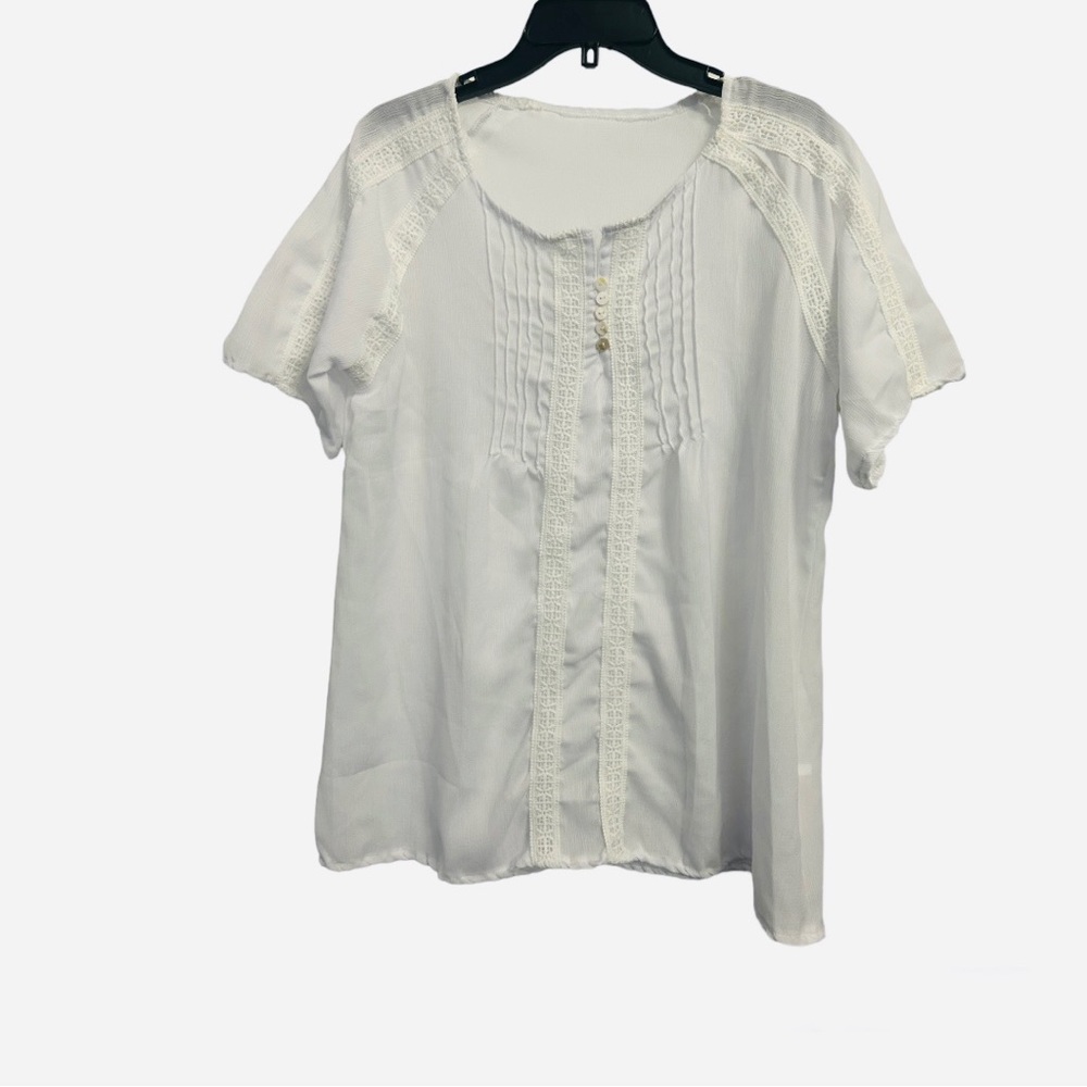 Women’s White Croche Blouse Size XL